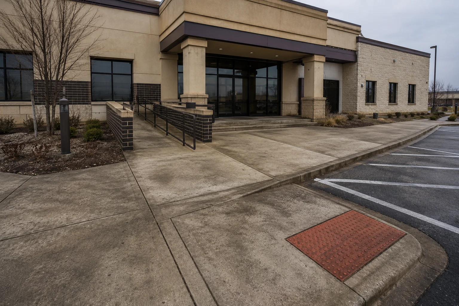 Towne-Lake-Medical-Office-Before